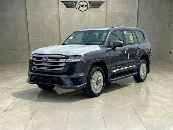 Toyota Land Cruiser GXR 2025