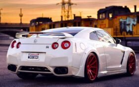 Nissan GTR