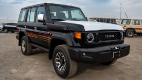 Toyota Land Cruiser 70